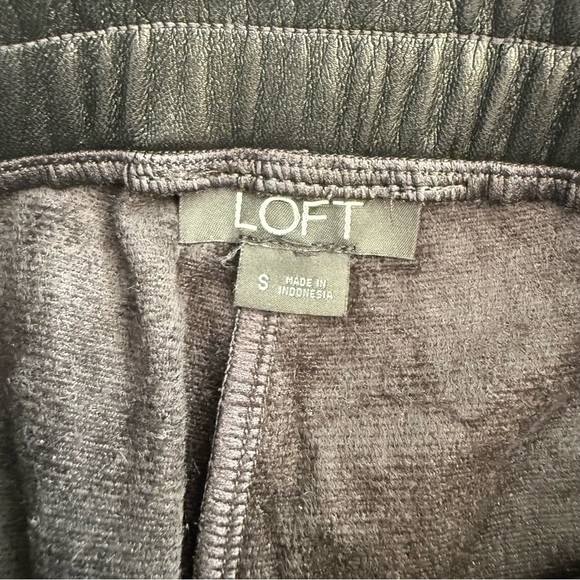 Loft Black Pull On Drawstring Elastic Waist Faux Leather Vegan Ankle Pants Sz SM - Picture 5 of 13